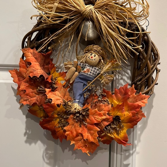 Fall wreath great condition measurements in photos used one season - Picture 1 of 11